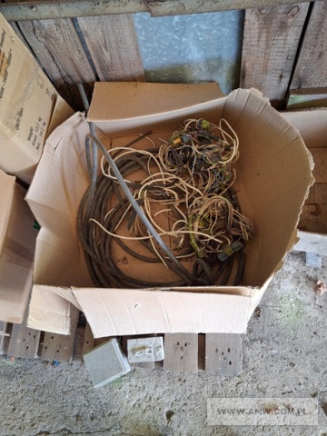 Zużyte kable inne niż wymienione w 17 04 10 (kod odpadu 17 04 11) 